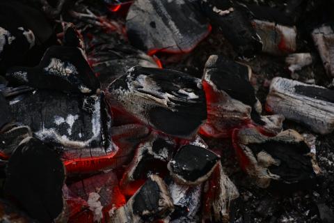 березовый уголь для мангала и барбекю